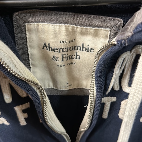 Abercrombie & Fitch hoodie - Picture 3 of 4